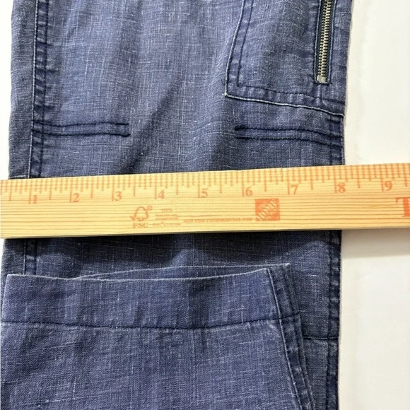 Tommy Bahama Blue Washed Linen Cargo Cropped Pants. Front, Back Pockets, Zipper - Picture 8 of 11